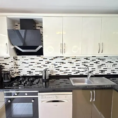 Modern 4 Bedroom 别墅 *