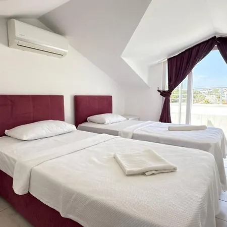 Modern 4 Bedroom * 페티예
